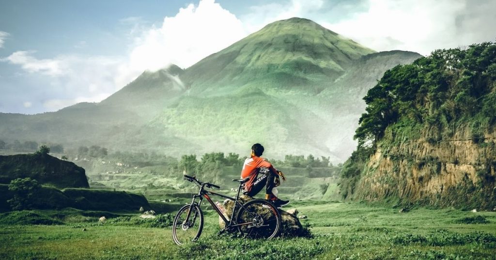 Pesona desa wisata di indonesia