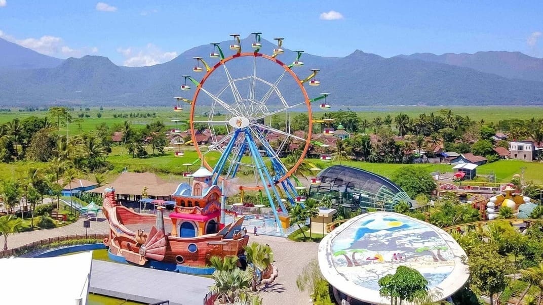 Zona Pesisir Saloka Theme Park