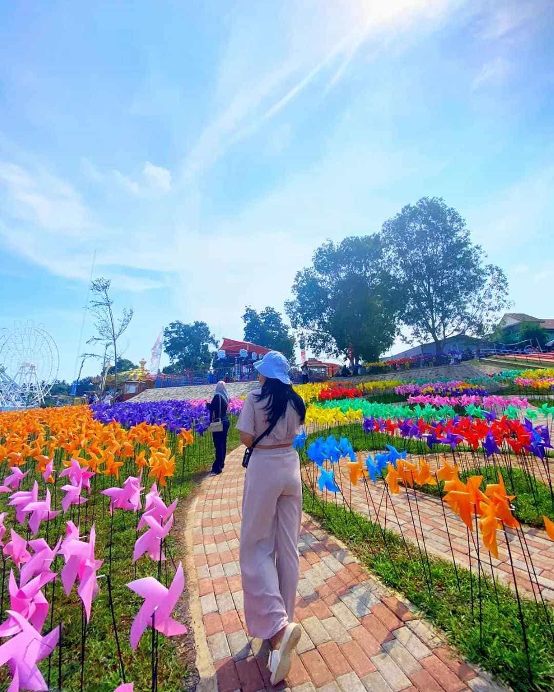 Kebun Kumbang Krakatau Park 