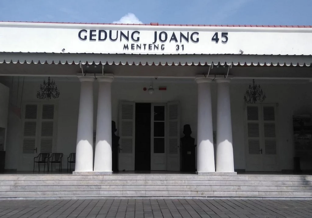 alamat gedung joang 45