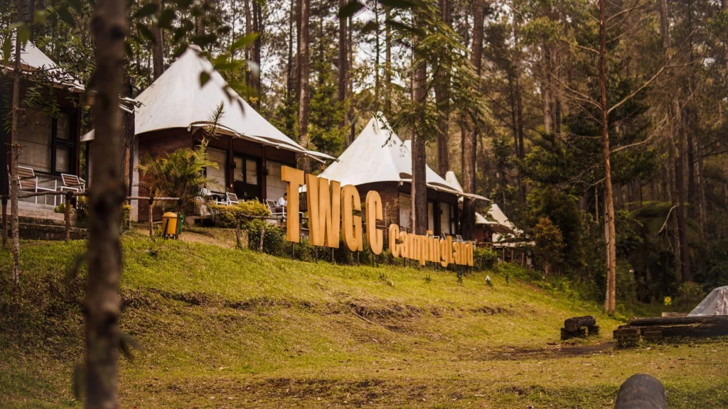 wisata seru keluarga di bandung - terminal wisata grafika cikole