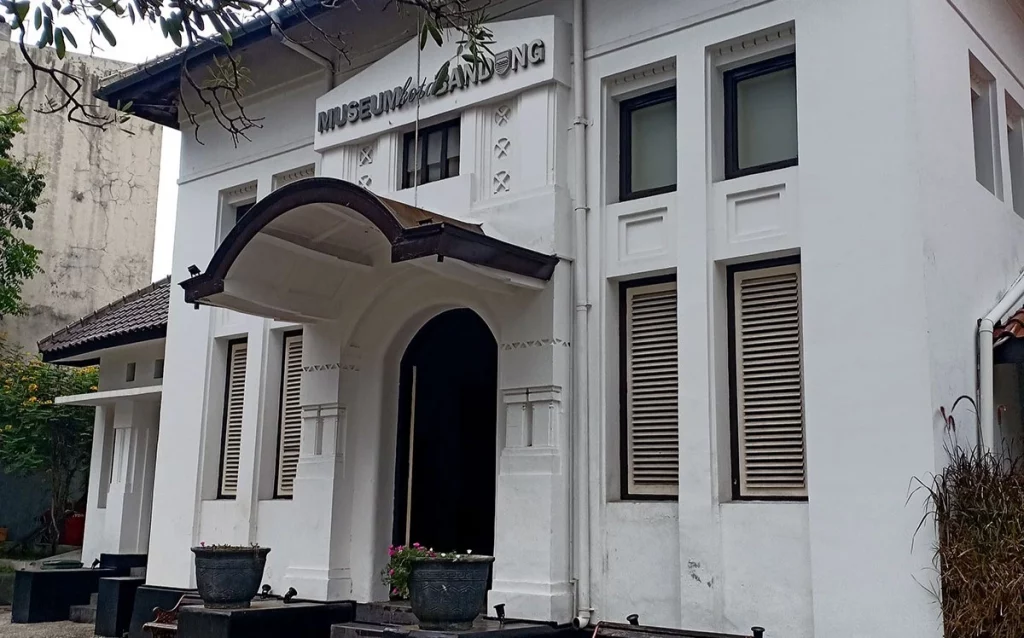 tiket masuk Museum kota bandung