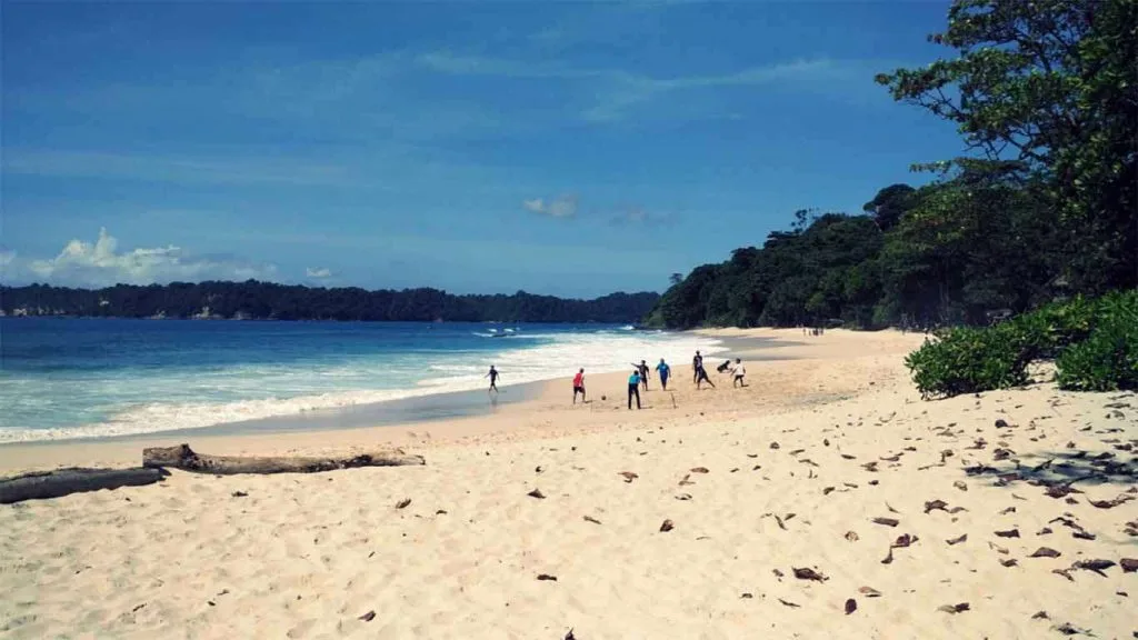 Rekoemndasi wisata pantau di malang selatan -- pantai sendiki