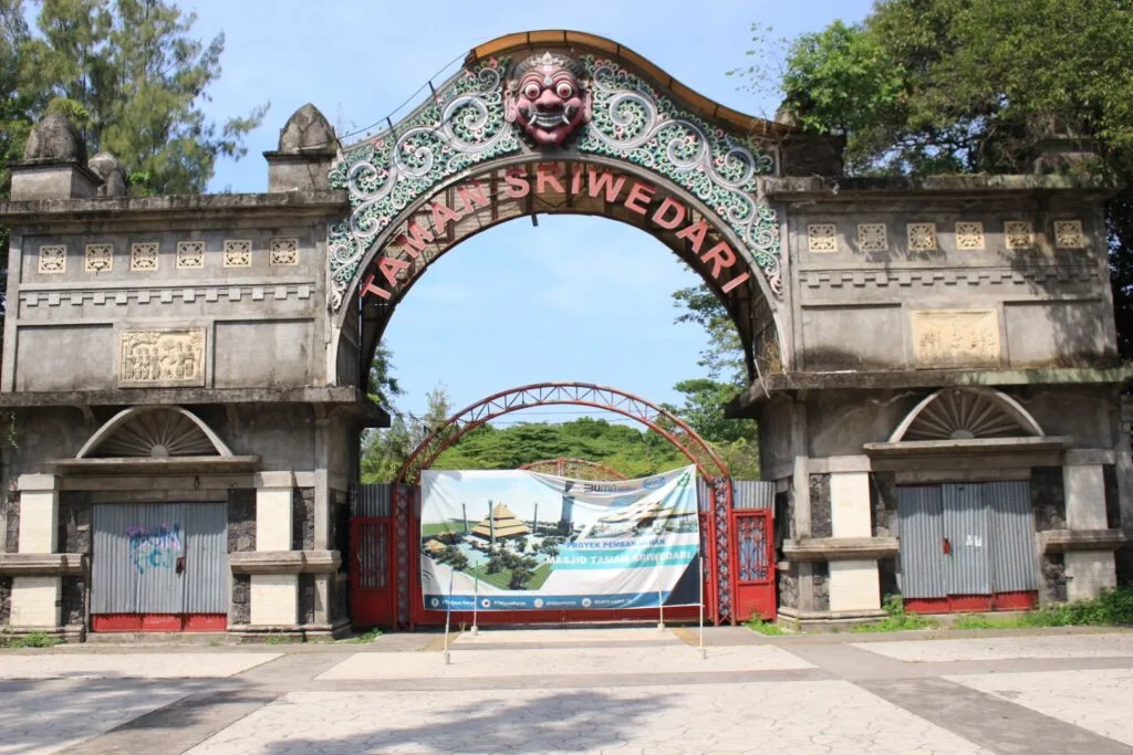 Taman Sriwedari Wisata Sejarah dan Kesenian solo