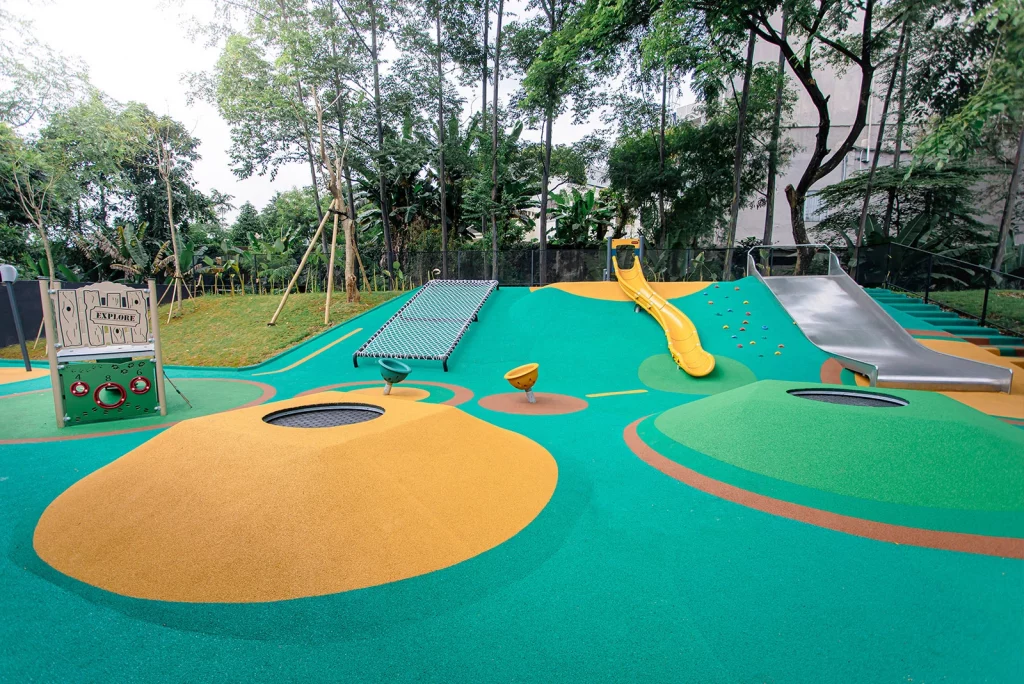 tempat bermain anak dan keluarga uran forest cipete