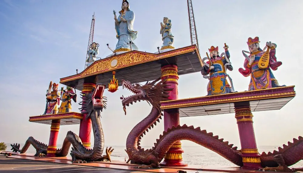 Wisata Kebudayaan Tionghoa di Surabaya -  Kelenteng Sanggar Agung