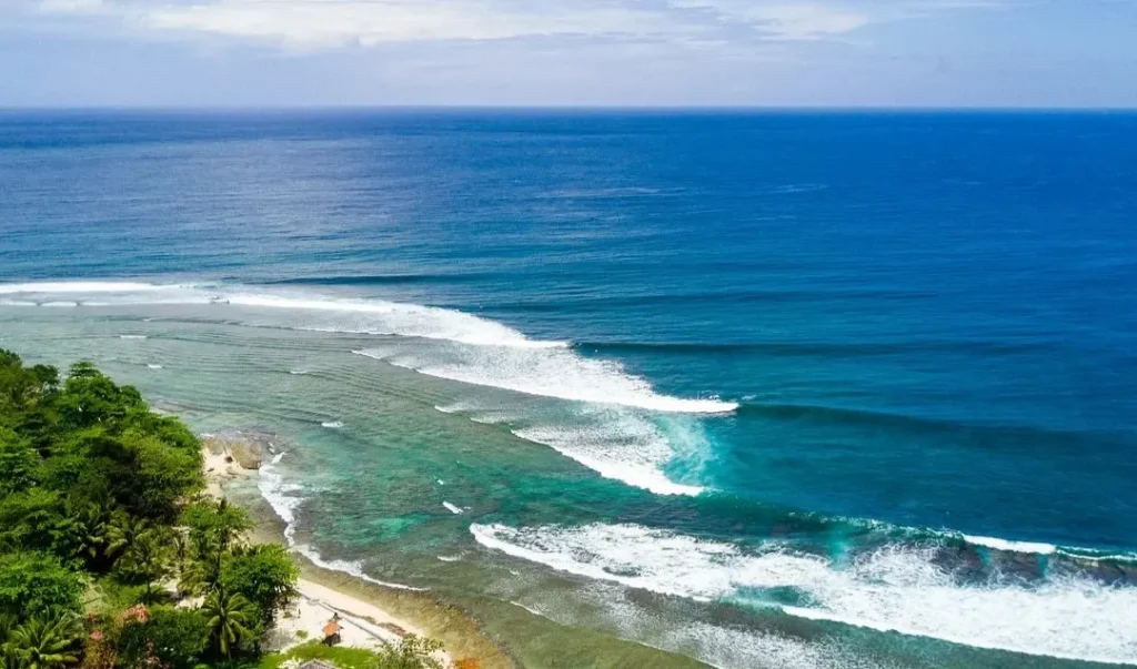 Wisata Alam Lampung Barat - Pantai Tanjung Setia Krui