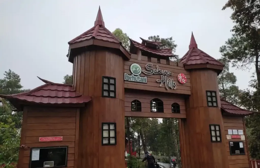 Harga tiket Sakura Hills