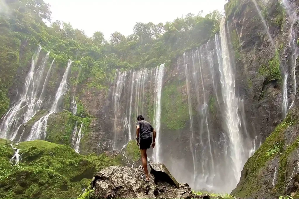 Rekomendasi wisata lumajang- air terjun tumpak sewu