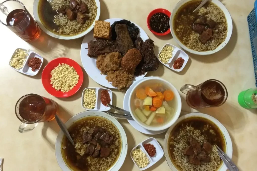 Rawon Nguling Tempat Makan Legend Malang
