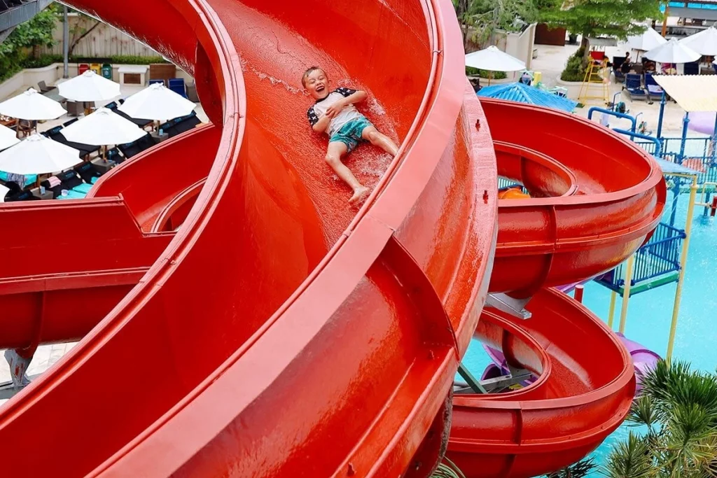 Splash Waterpark Bali - Big Red Seluncuran