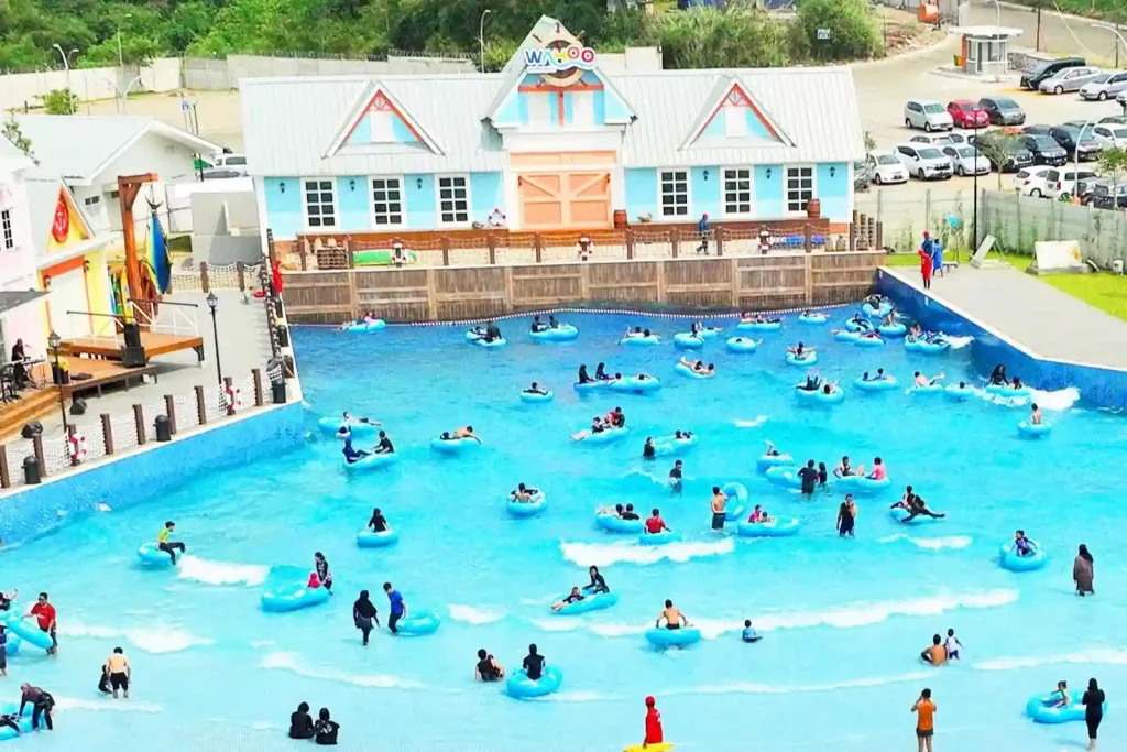 Wave Pool Wahoo Waterworld