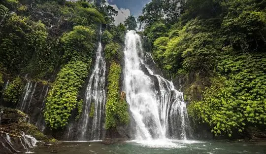 Air Terjun Banyumala