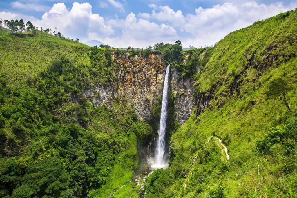Air Terjun Sipiso-piso