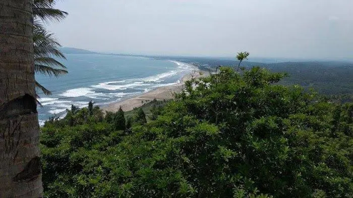 Pantai Lembah Putri