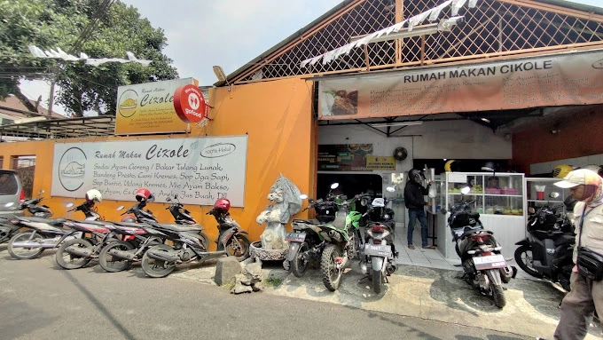 Wisata Kuliner Sukabumi di Rumah Makan Cikole Sukabumi
