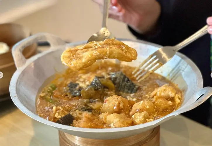 Makanan viral sukabumi - Seblak Katel Mami