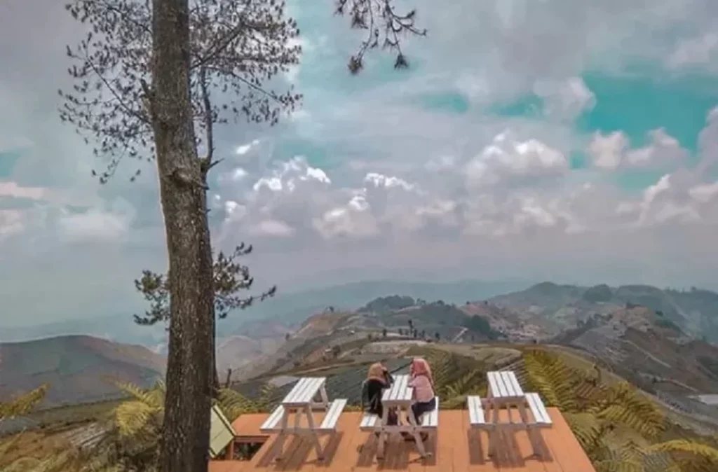 Bukit Mercury Sayang Kaak Majalengka