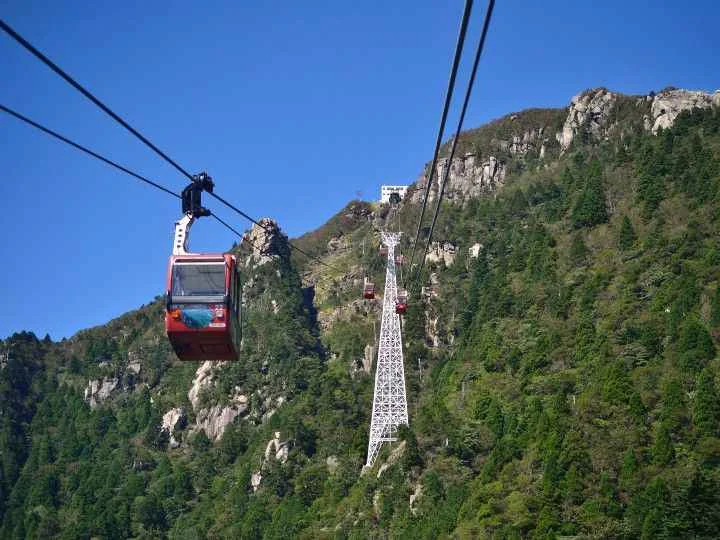 Destinasi Wisata di Jepang Musim Gugur- Gunung Gozaisho, Shiga