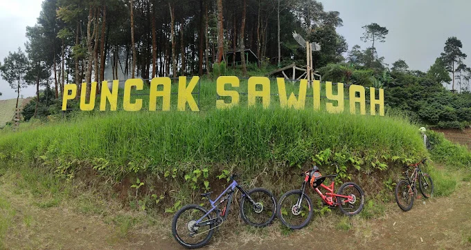 Wisata alam Majalengka - Puncak Sawiyah