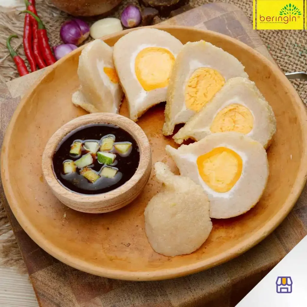 Wisata Kuliner Palembang- Pempek beringin