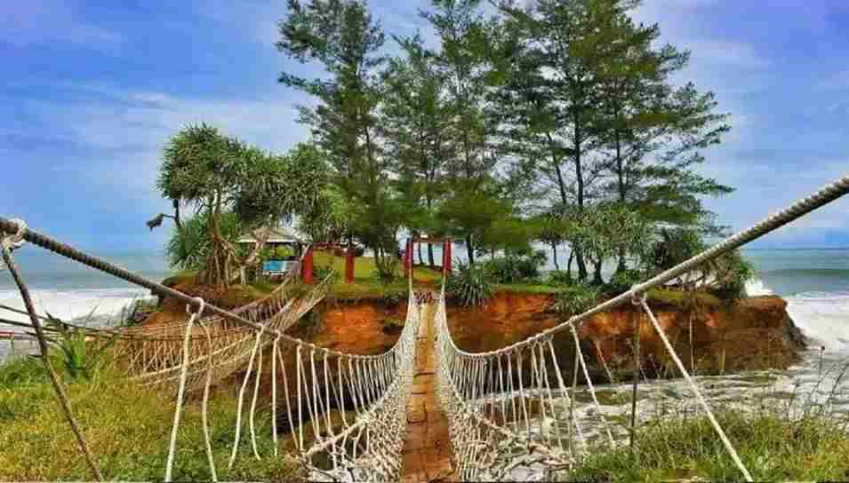 15 Wisata Bengkulu yang Bikin Kamu Betah dan Fresh  15 Wisata Bengkulu Terbaru yang Bikin Kamu Betah dan Fresh _