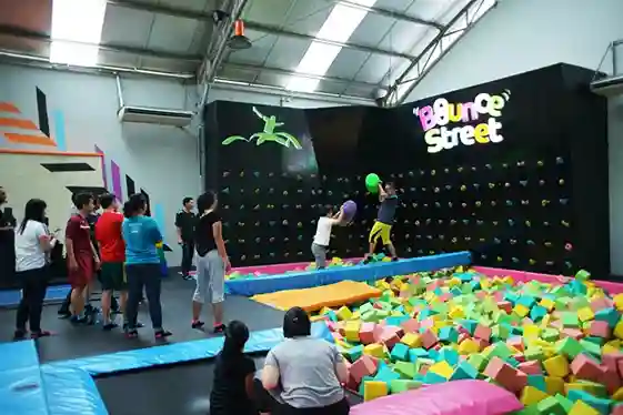 Bounce Street Asia Palyground dewasa jakarta utara