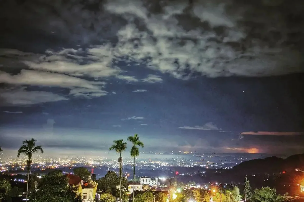 Wisata Purwokerto Bukit Bintang Baturraden