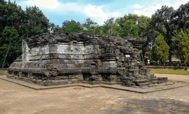 Candi Tegowangi Kediri