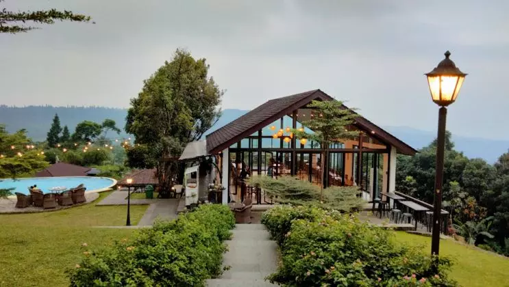 Richie’s Garden Resto Bogor