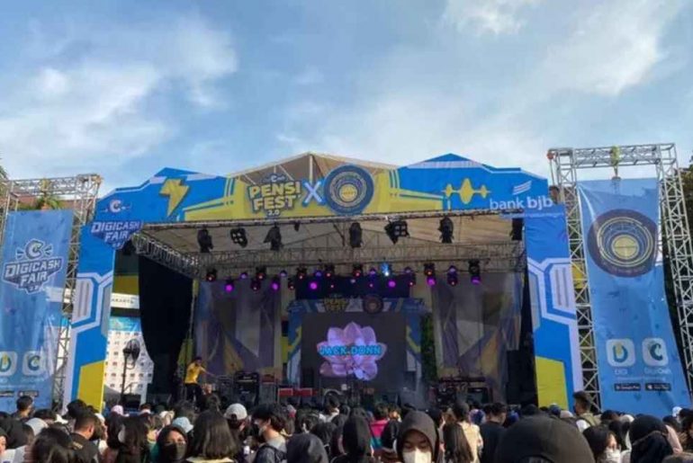 5 Tema Acara Pensi Unik dan Menarik 2024 Tema acara pensi unik_