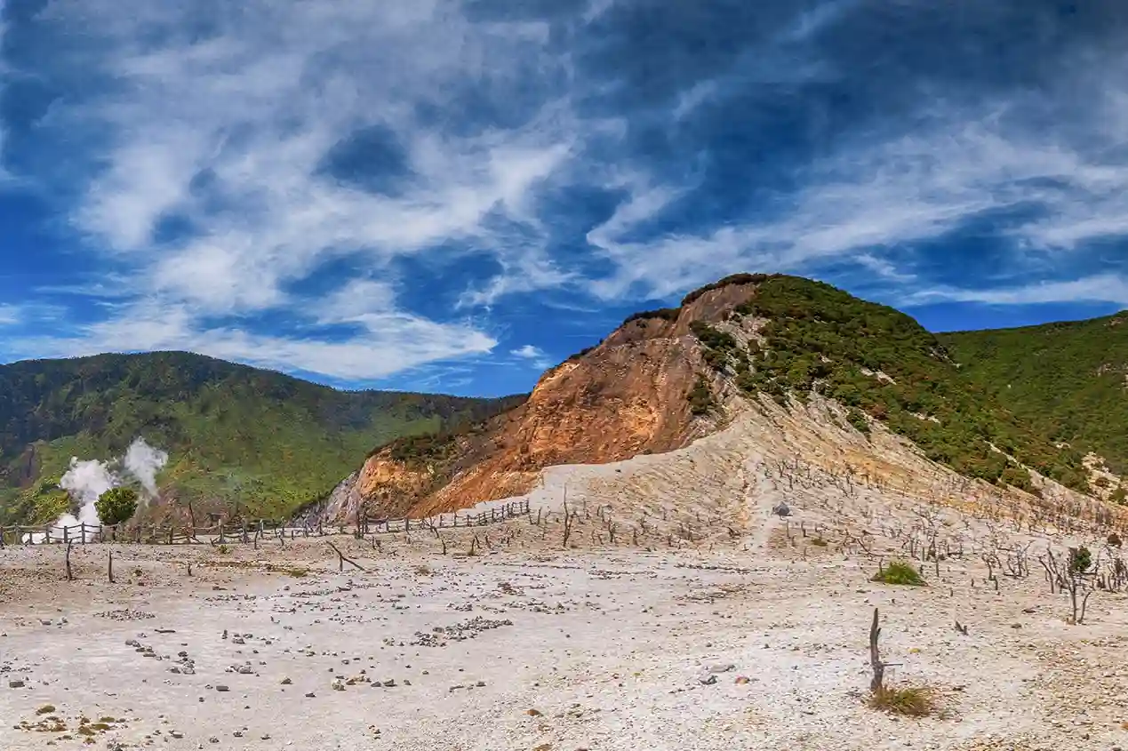Wisata Garut - Gunung Papandayan