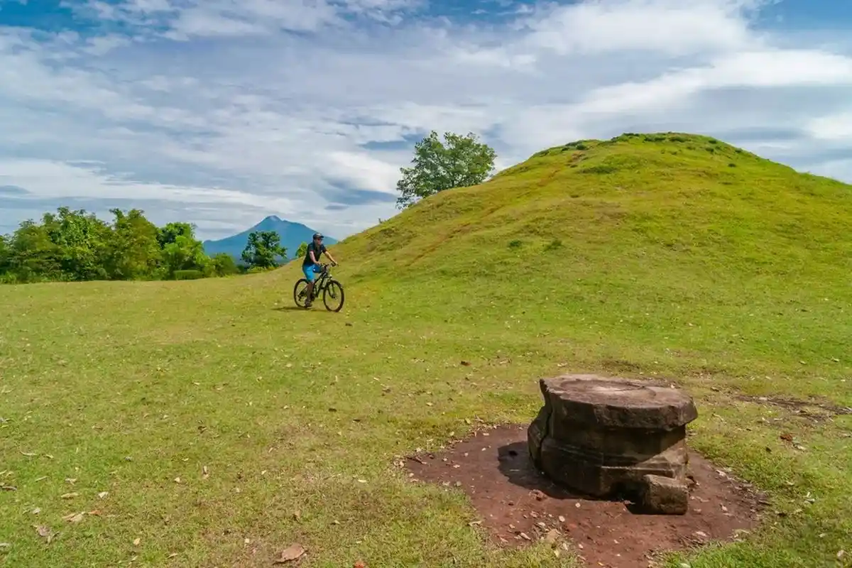 wisata sekitar candi prambanan - Candi Abang