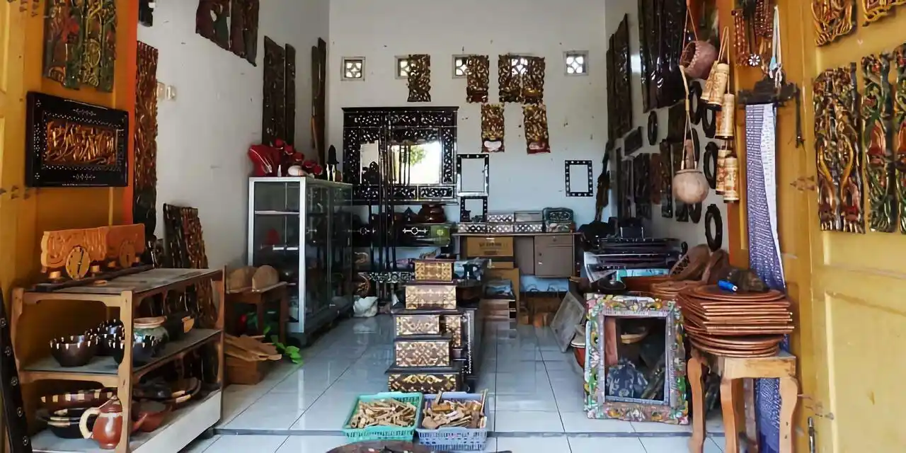 Pasar Seni Sayang-Sayang
