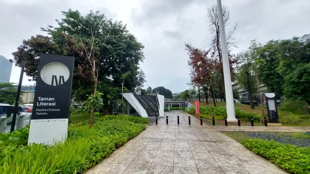 Taman Literasi Blok M