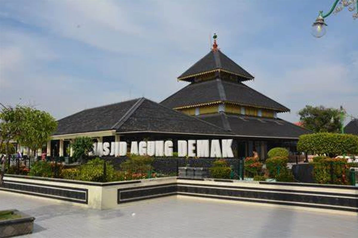 Masjid Agung Demak, Demak
