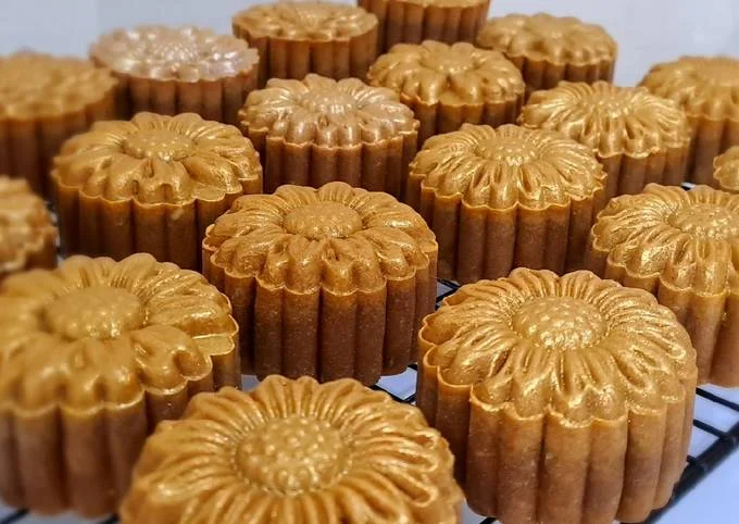 Moon Cake 