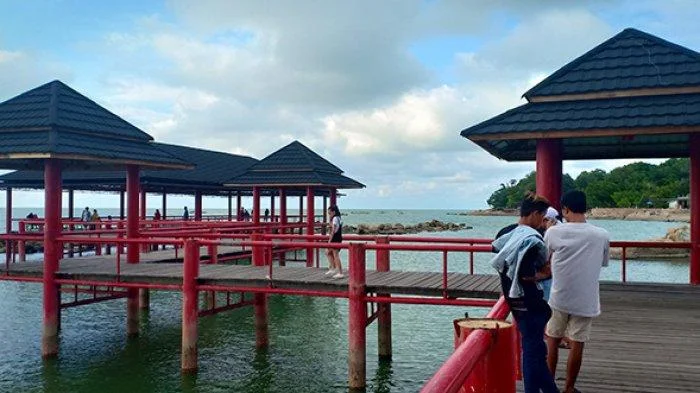 Wisata Imlek Singkawang - Pantai Tanjung Bajau
