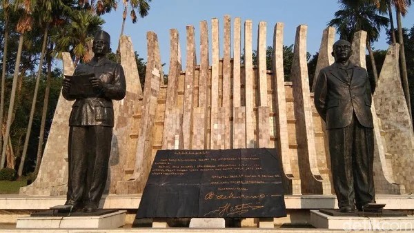 Tugu Proklamasi