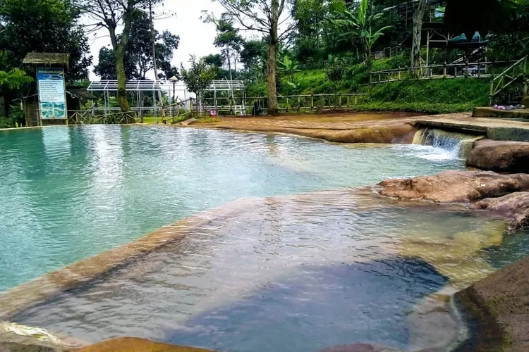 3 Pemandian Air Panas di Lembang, Jawa Barat yang Asri dan Murah!
