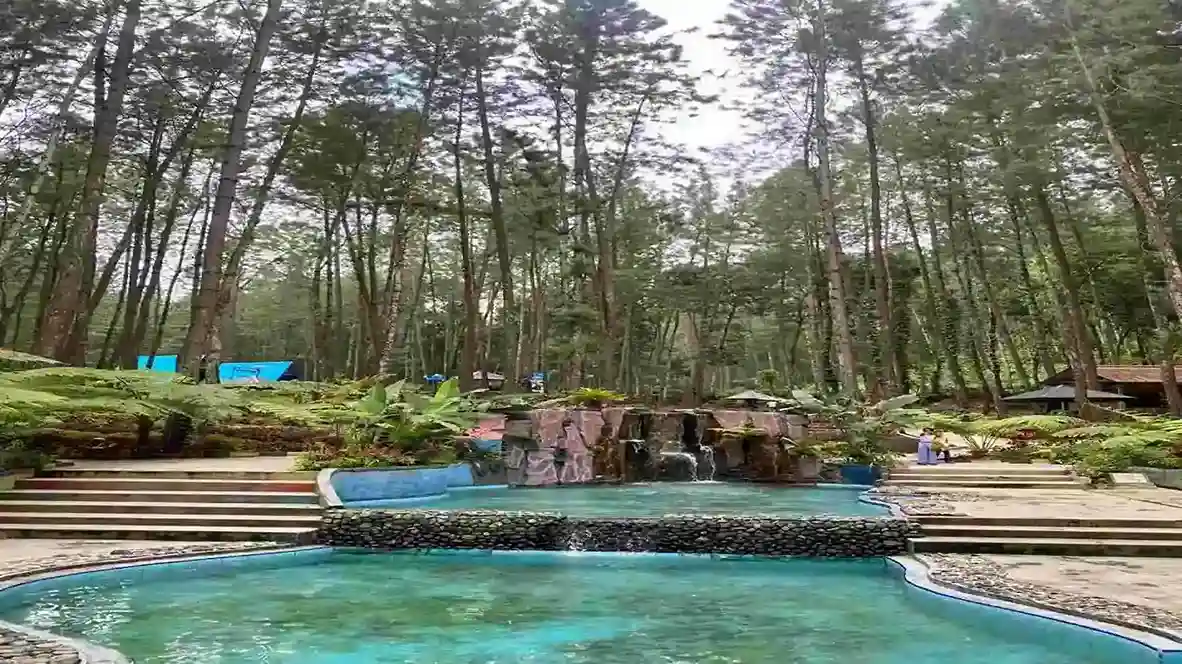 wisata jember - Air Terjun 7 Bidadari