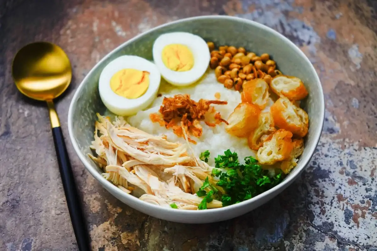 Bubur Ayam - Peringkat 20 di TasteAtlas