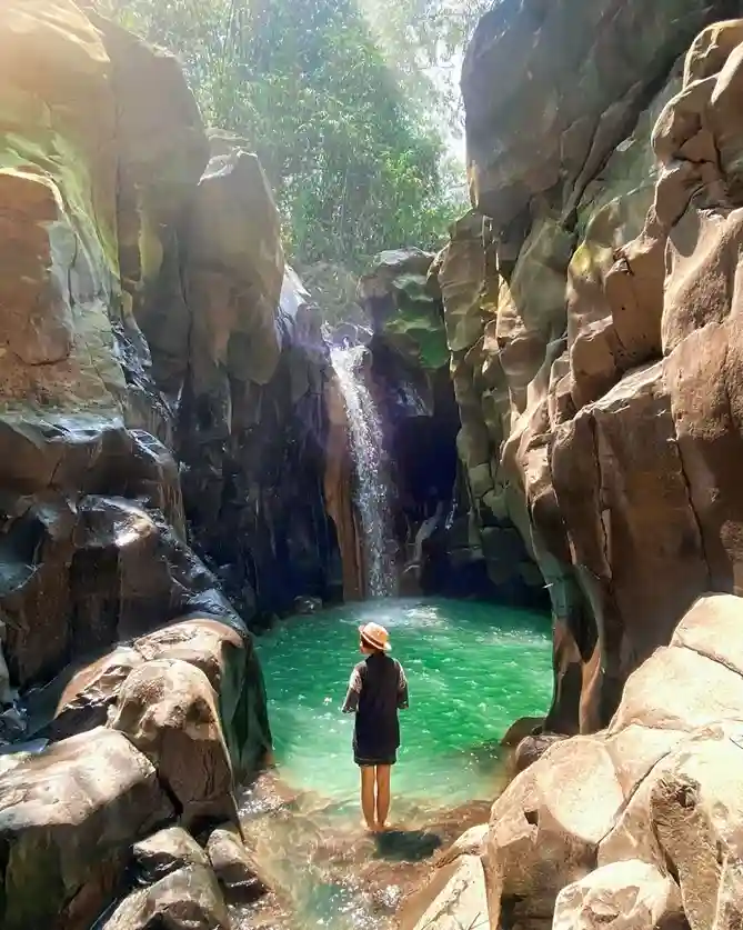 Curug Cikuluwung Bogor