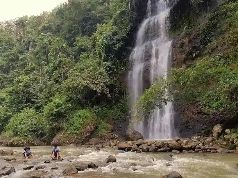 Curug Cimandaway- Keindahan Air Terjun yang Menyegarkan