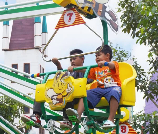 kids zone florawisata sentera de laponte