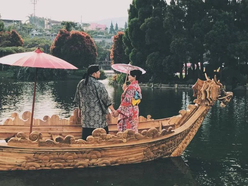 Kyotoku, Floating Market