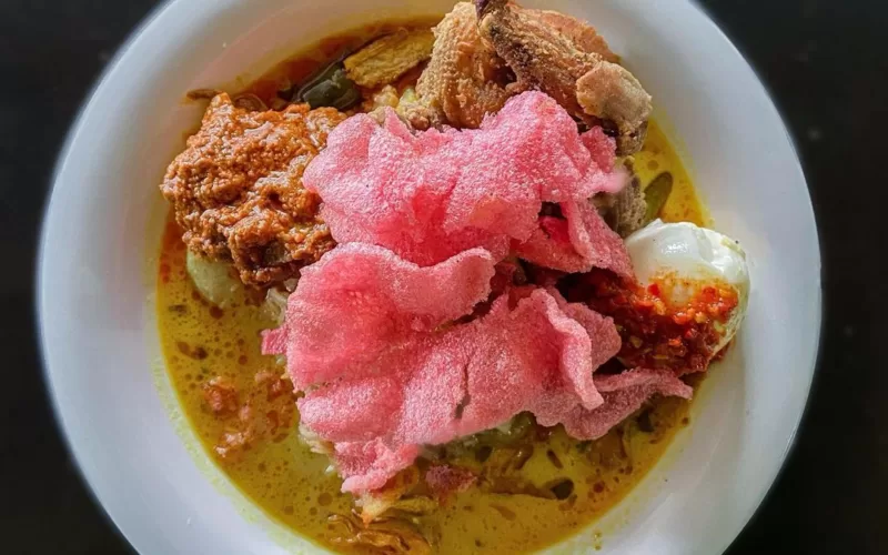 Lontong Kak Lin