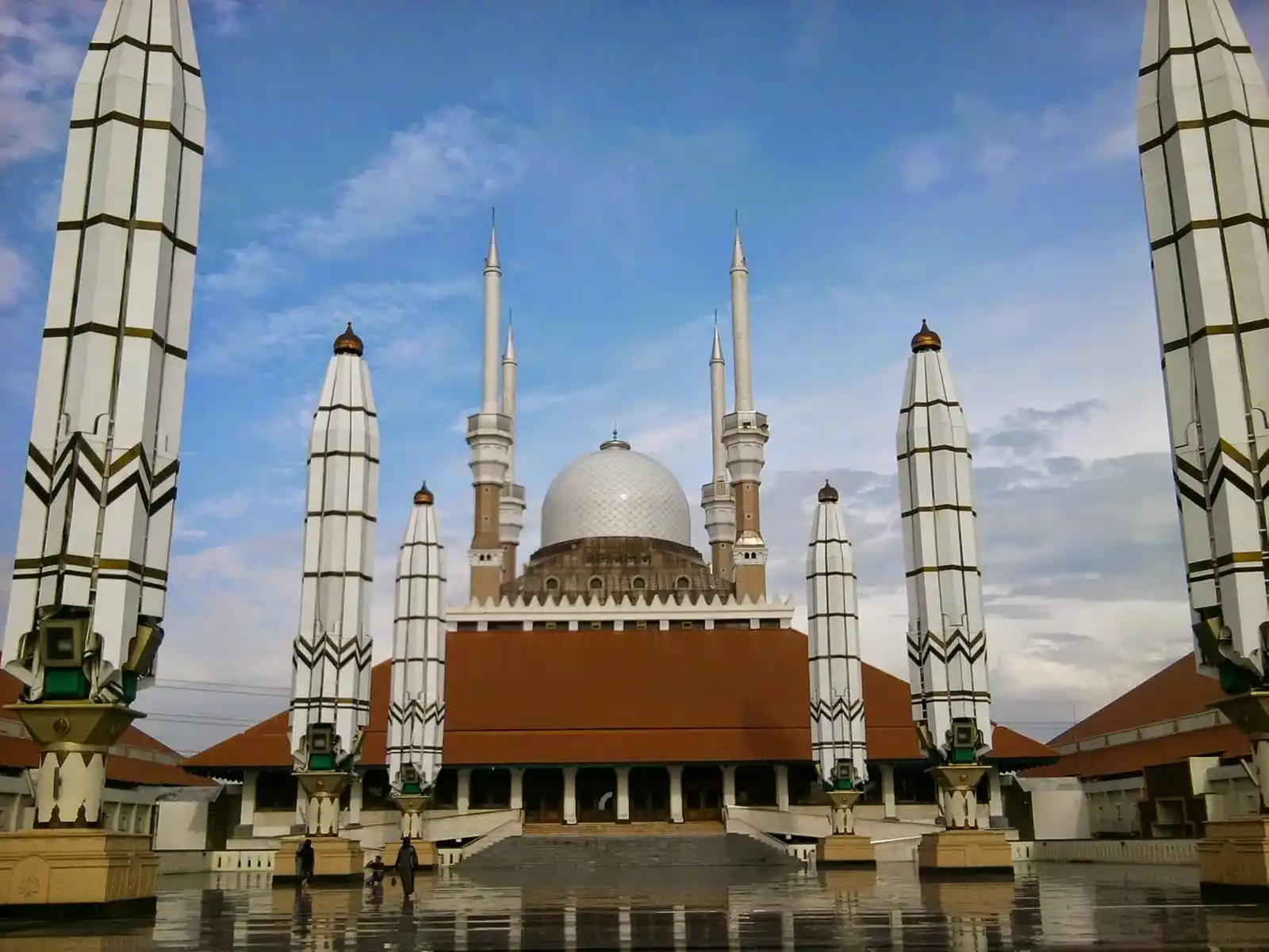 Masjid termegah di Indonesia
