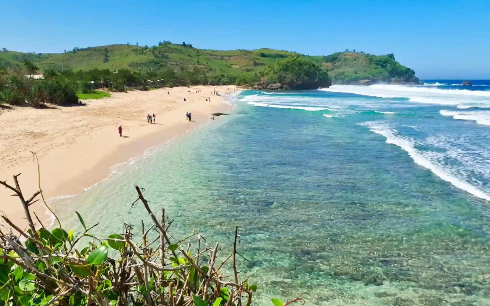 Pantai Pasir Putih Pasetran Gondo Mayit