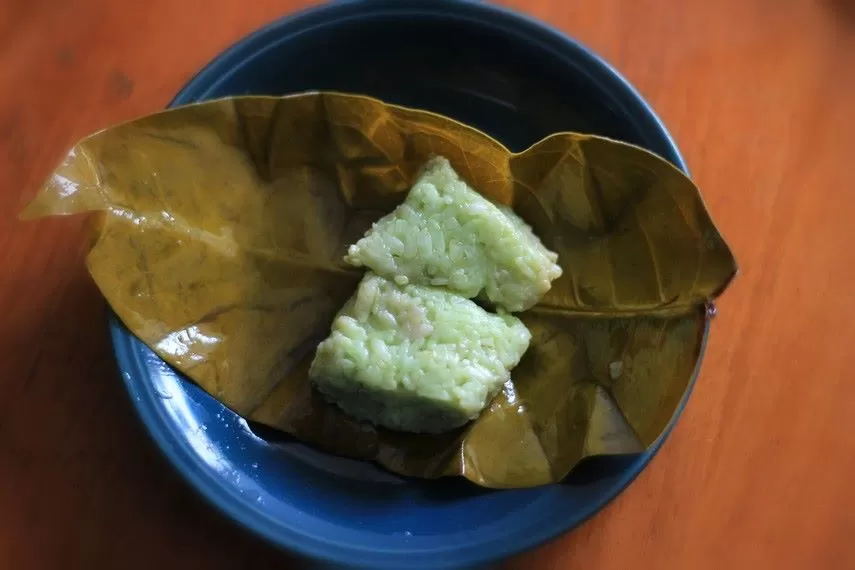 Peyeum Ketan Makanan Khas Kuningan 